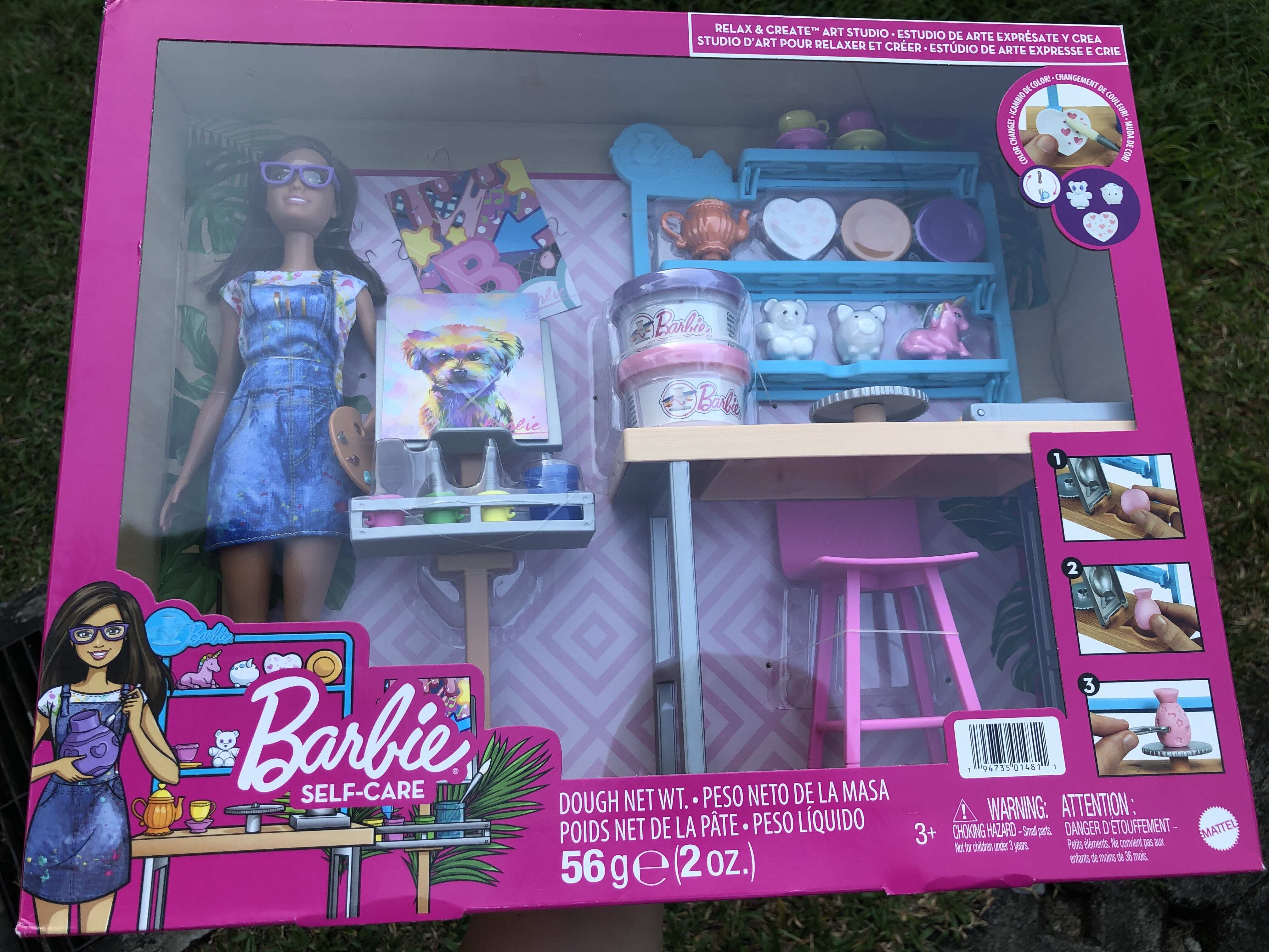 Barbie art sales studio playset