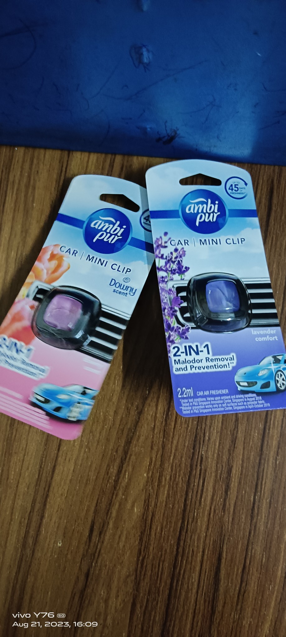 AmbiPur Car Air Freshener Mini Clip 2ml (Downy Scent)