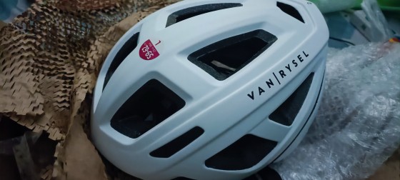 Van rysel roadr 500 road best sale cycling helmet