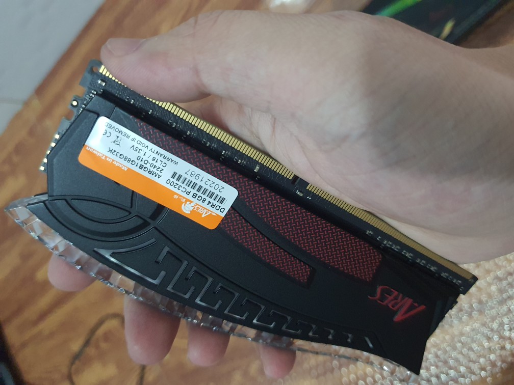 Memoria Gamer DDR4 Ares Armor DAT UDIMM RGB 3600 CL16 2x8GB - Preto -  DATOTEK - Memória RAM - Magazine Luiza