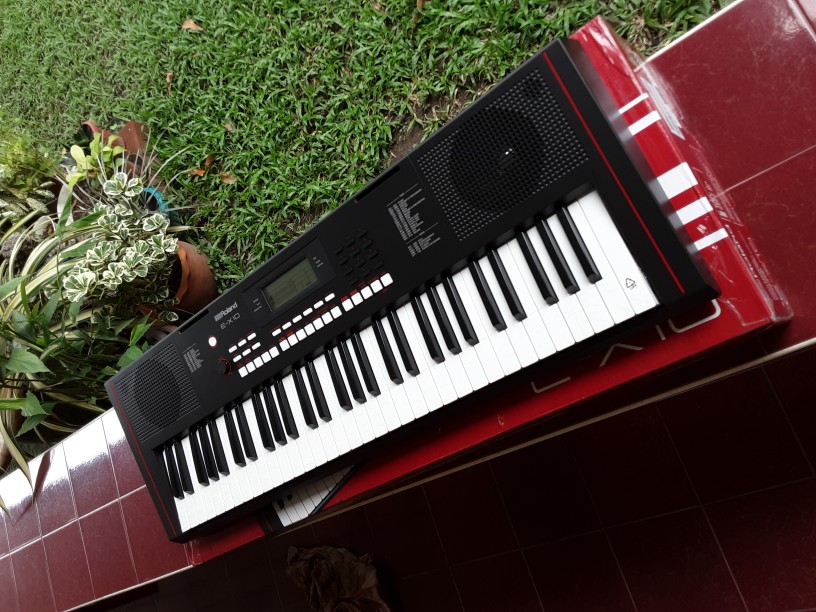 คีย์บอร์ด Roland E-X10 Arranger Keyboard สต็อกแน่น พร้อมส่ง - CT Music