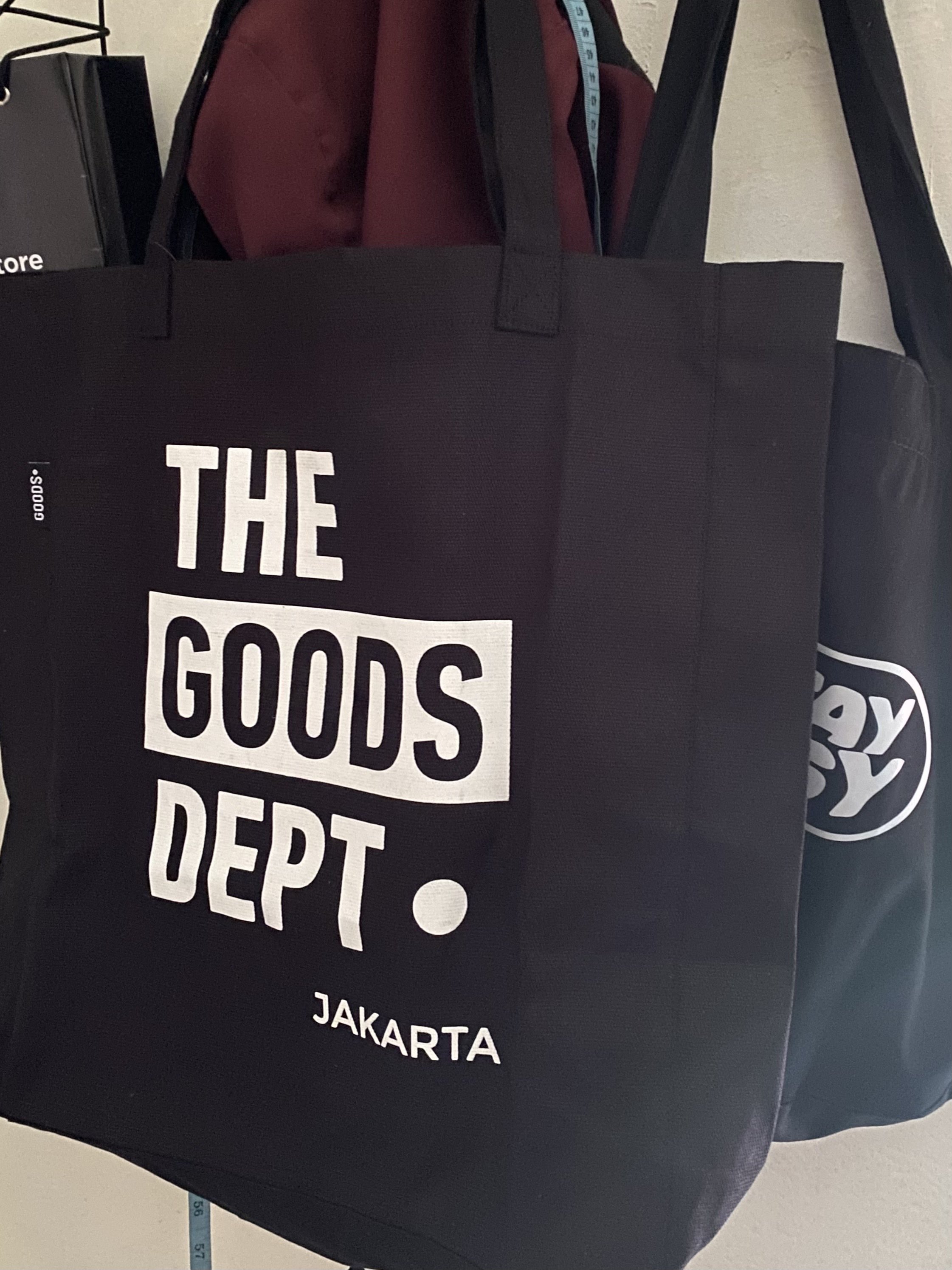 Harga tote bag sales goods dept