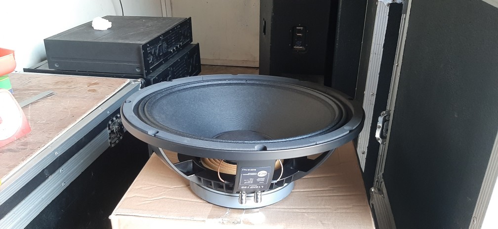 Speaker Komponen RCF L15HF190 L 15HF190 L15 HF190 15 INCH