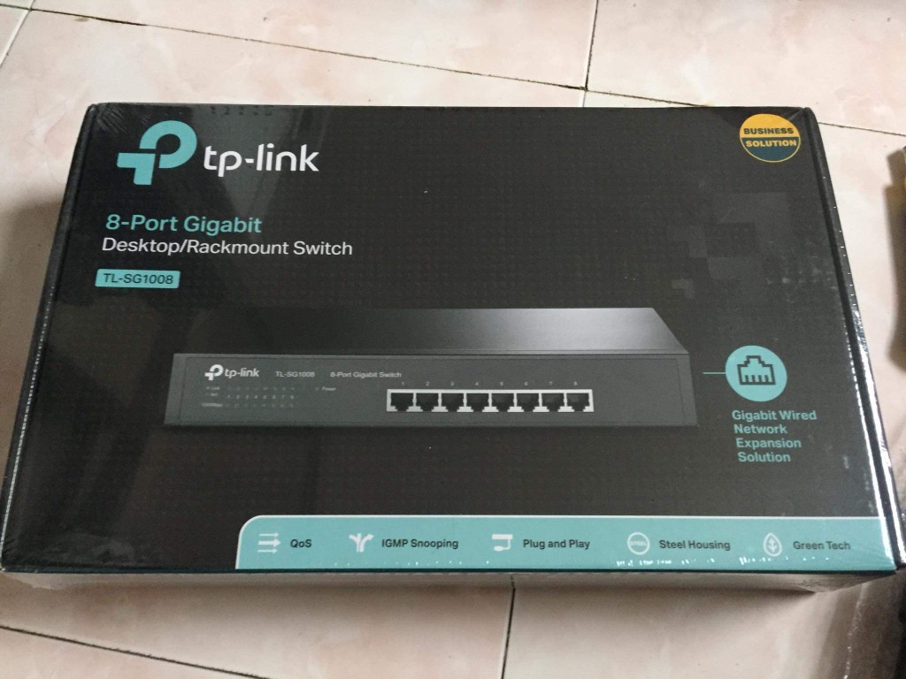 TL-SG1008, 8-Port Gigabit Desktop/Rackmount Switch