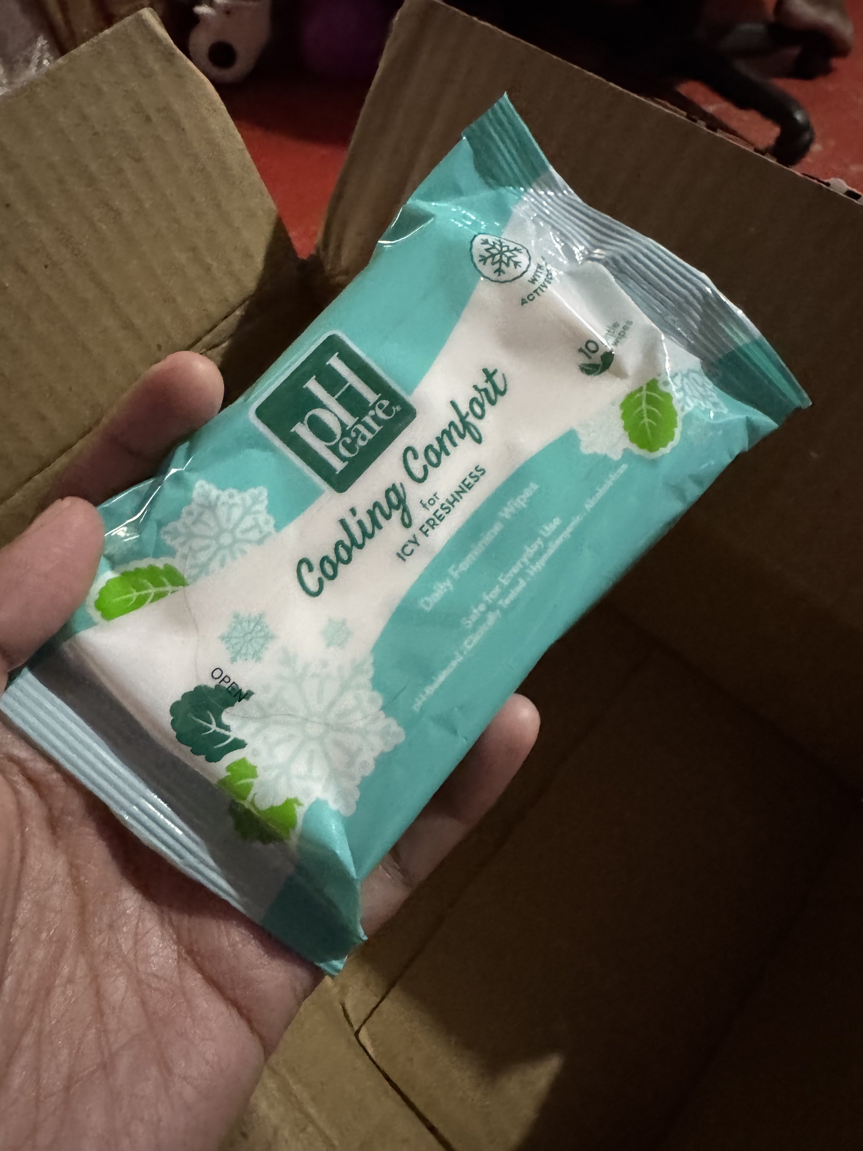 Ph Care Cooling Comfort Wipes 10S Hypoallergenic Feminine Care