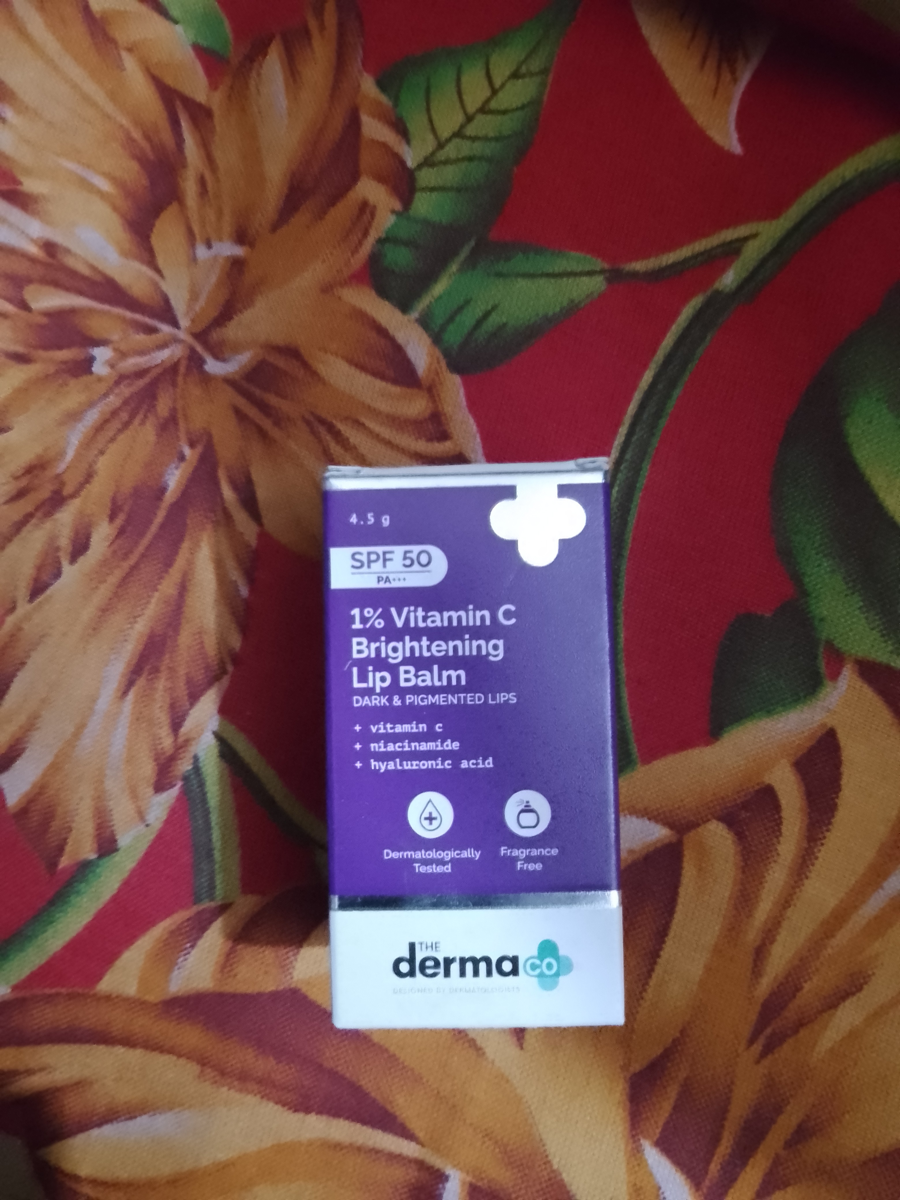 derma co 1 vitamin c brightening lip balm Share this video to your friend who always asks ‘lipbalm cha?’😂 #DarazNP  #KinauSabaiDarazMaiBestPriceMai main image 1