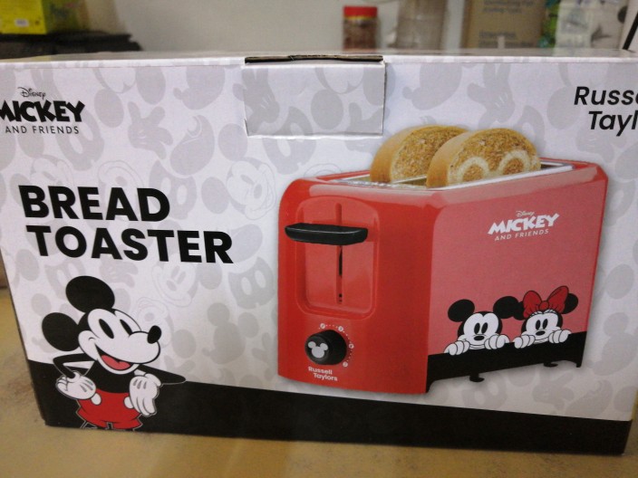 RUSSELL TAYLORS x DISNEY MICKEY AND FRIENDS BREAD TOASTER D3 Lazada