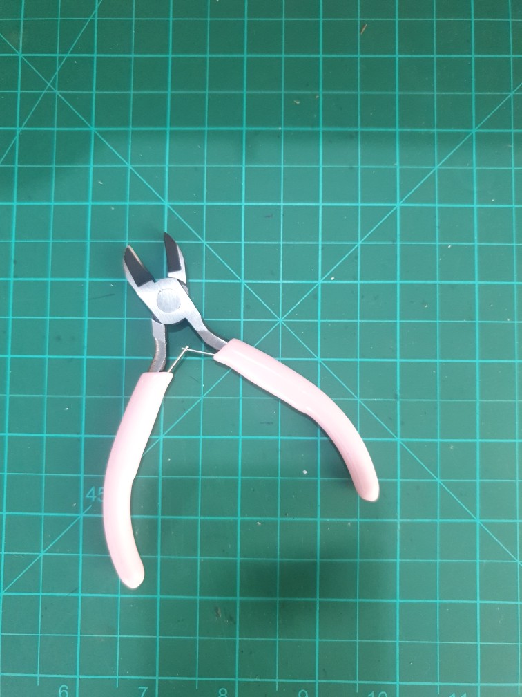 Pliers for Jewelry Making, Shynek Jewelry Pliers Set Includes Needle Nose Pliers, Round Nose Pliers and Wire Cutters, Jewelry Making Tools for Jewelry