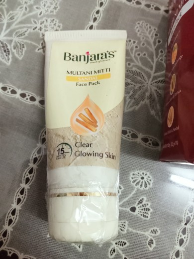 Banjara Multani with Sandal Face Pack Review: An affordable luxury treat!