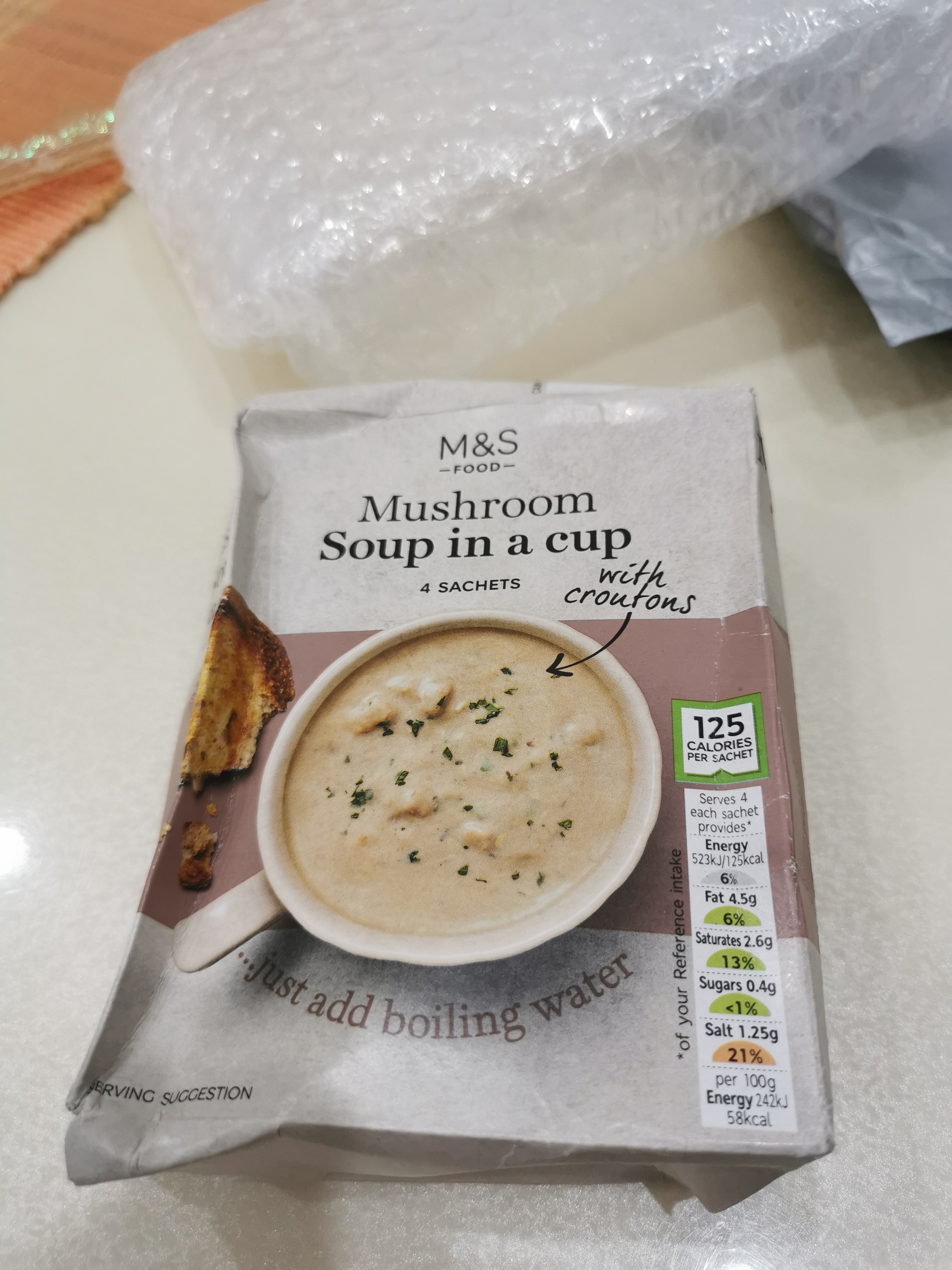 M&S Mushroom Soup in A Cup 4 Sachets 104g - Marks and Spencer