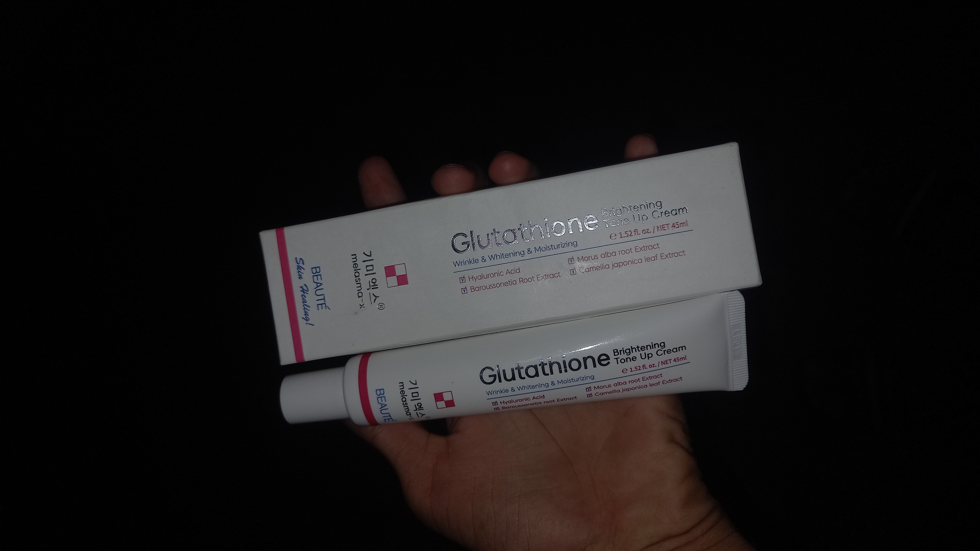 glutathione brightening tone up cream 45ml Beaute Melasma-X / Beaute Melasma-X 3D Whitening Clinic Renewal Cream 40gm It gives your skin a totally natural glow up thats perfect for those suffering from pigmented skin and large Beaute Melasma Glutathione Brightening Tone