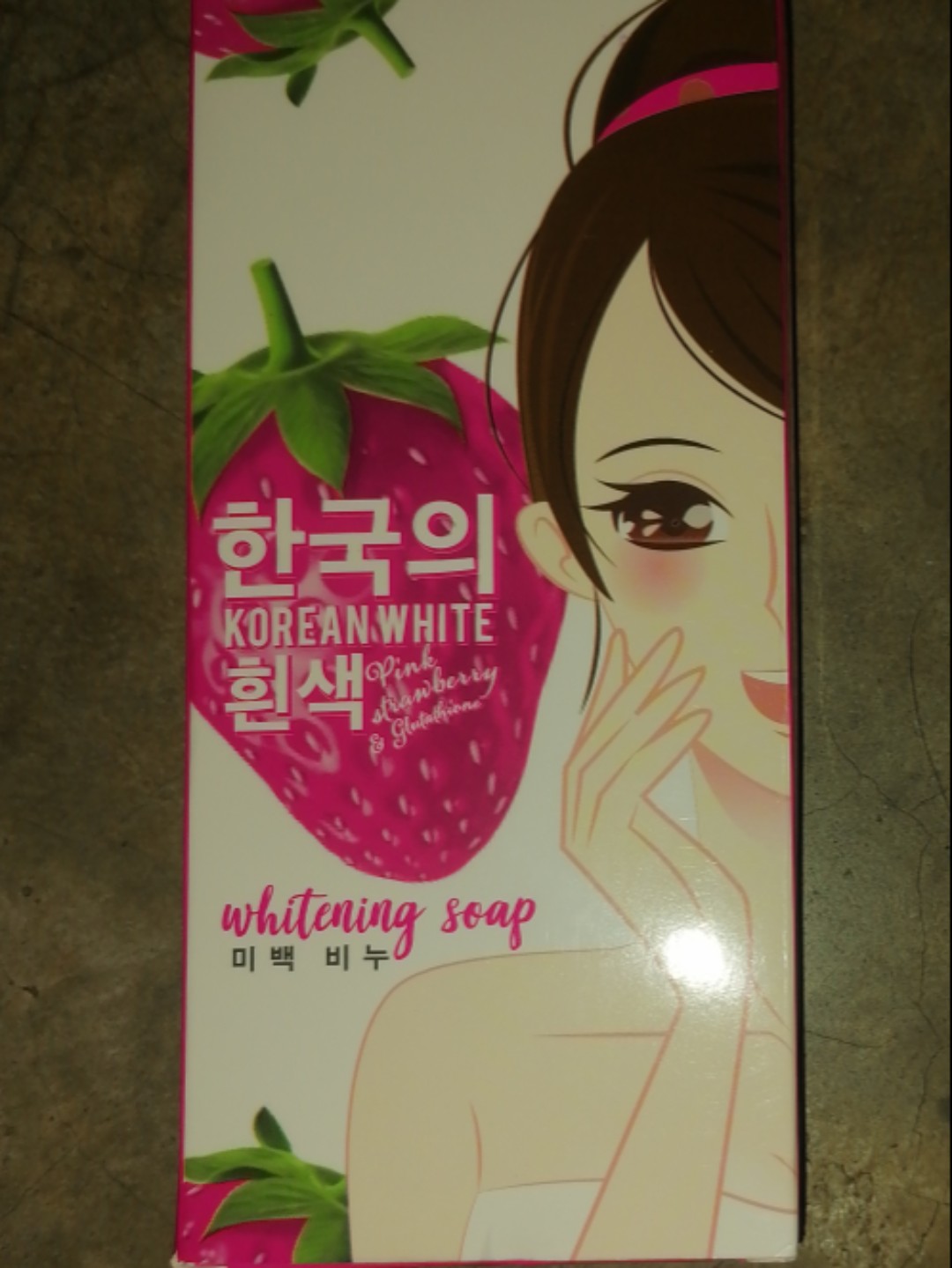 korean white pink strawberry and glutathione Korean White Pink Strawberry & Glutathione 90g x3