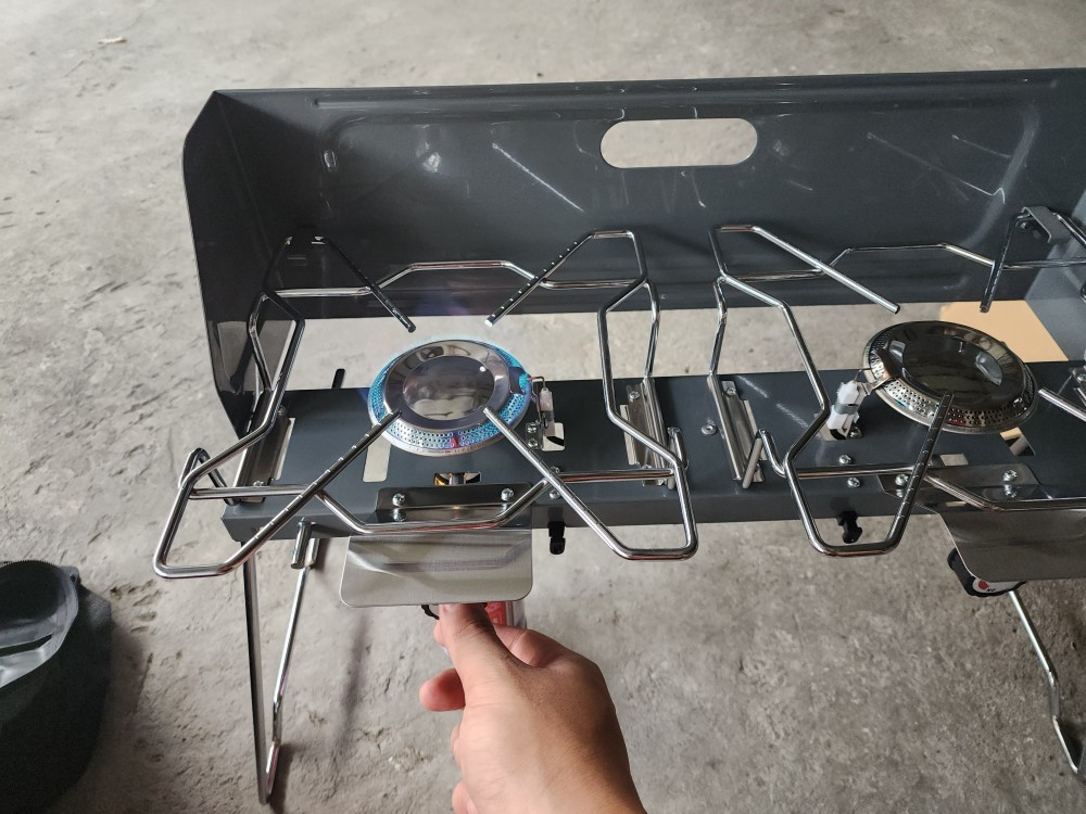 Bass Pro Shops 2-Burner Propane Stove