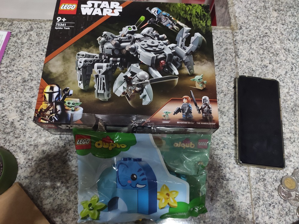 Lego Star Wars: The Mandalorian Spider Tank Building Toy Set 75361