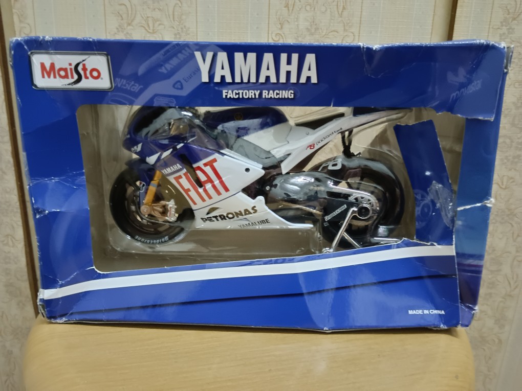 Maisto carro de corrida yamaha gp2009 moto 46, carro campeão