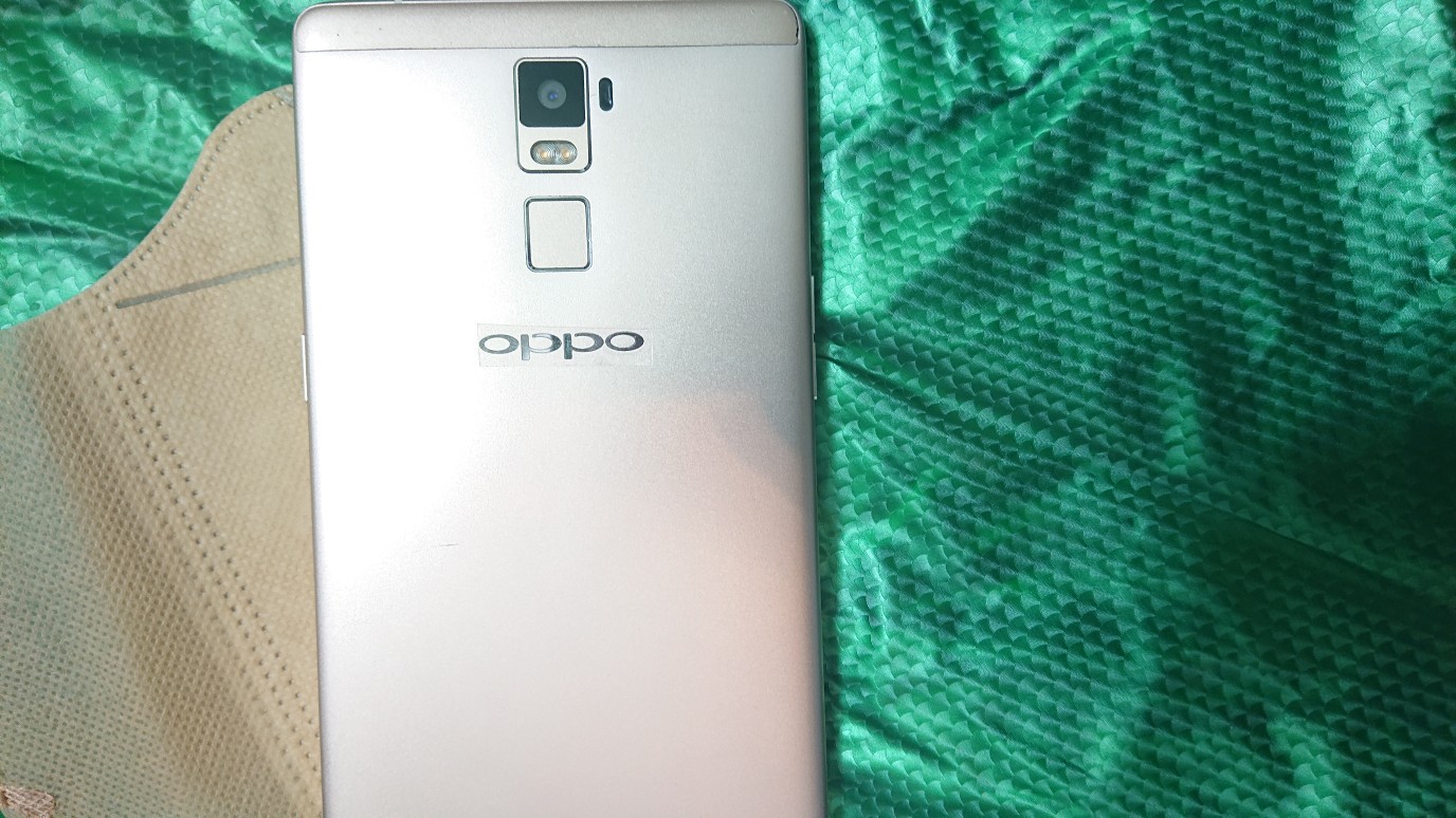 Điện thoại Oppo R7 Plus 3GB/32 Chính hãng giá sỉ toàn quốc