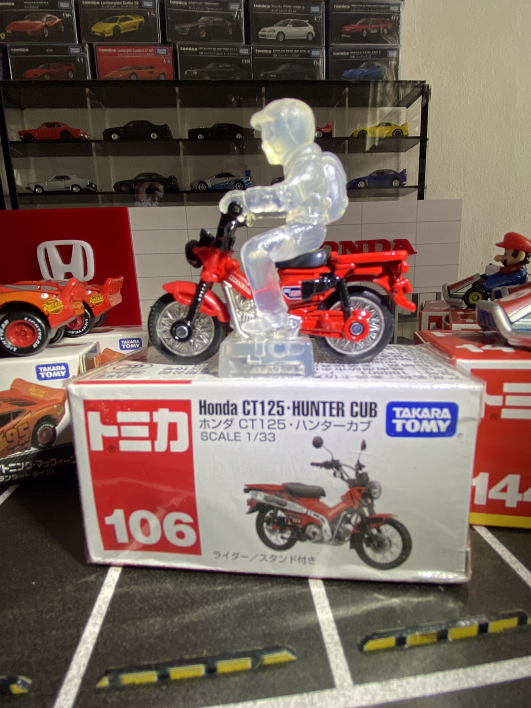 Takara Tomy Tomica N.36 Honda CBR1000RR Con Pilota – Modellino Moto 1:32 Scala
