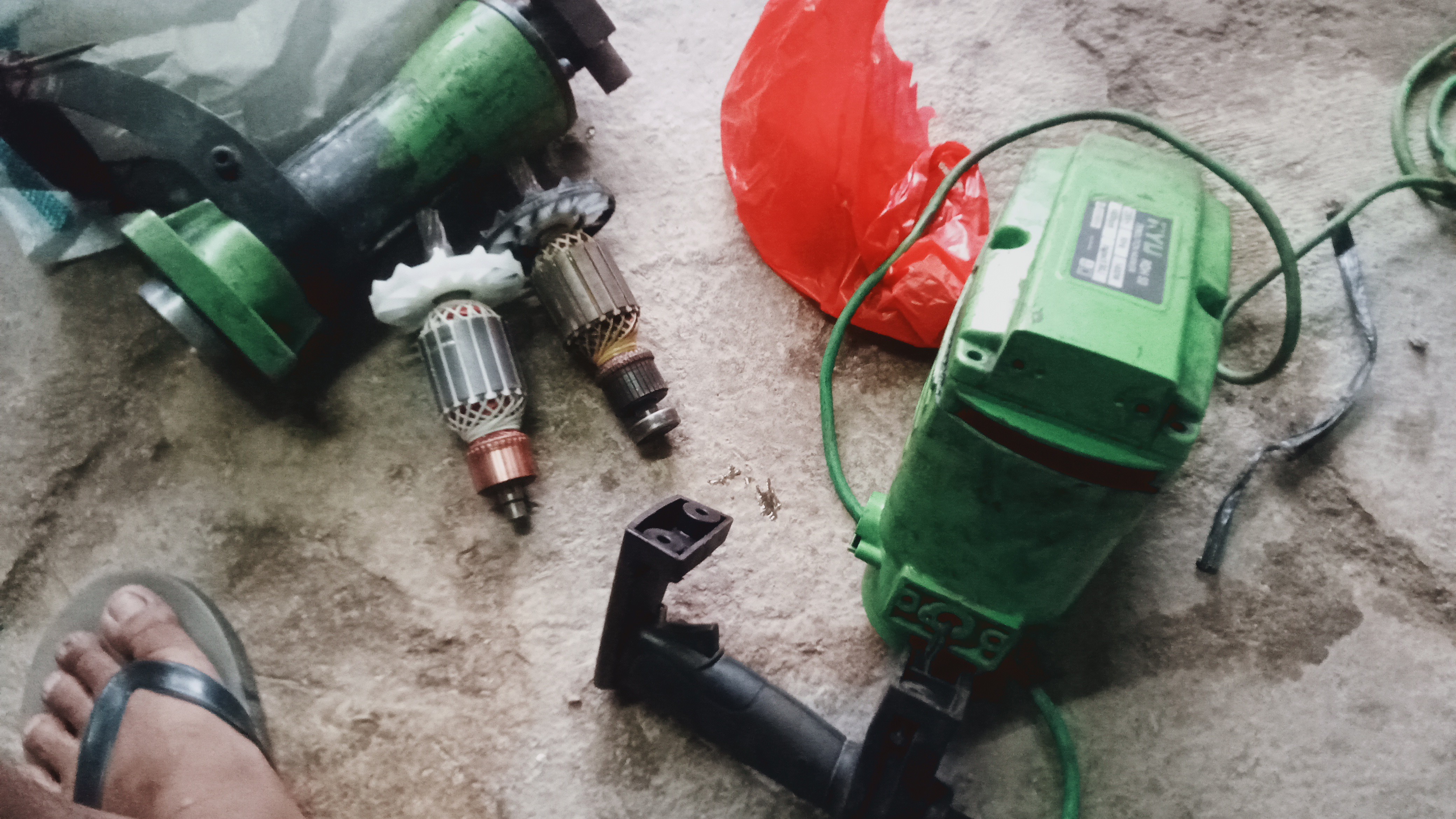 Katta yalangoch arman dumbalari