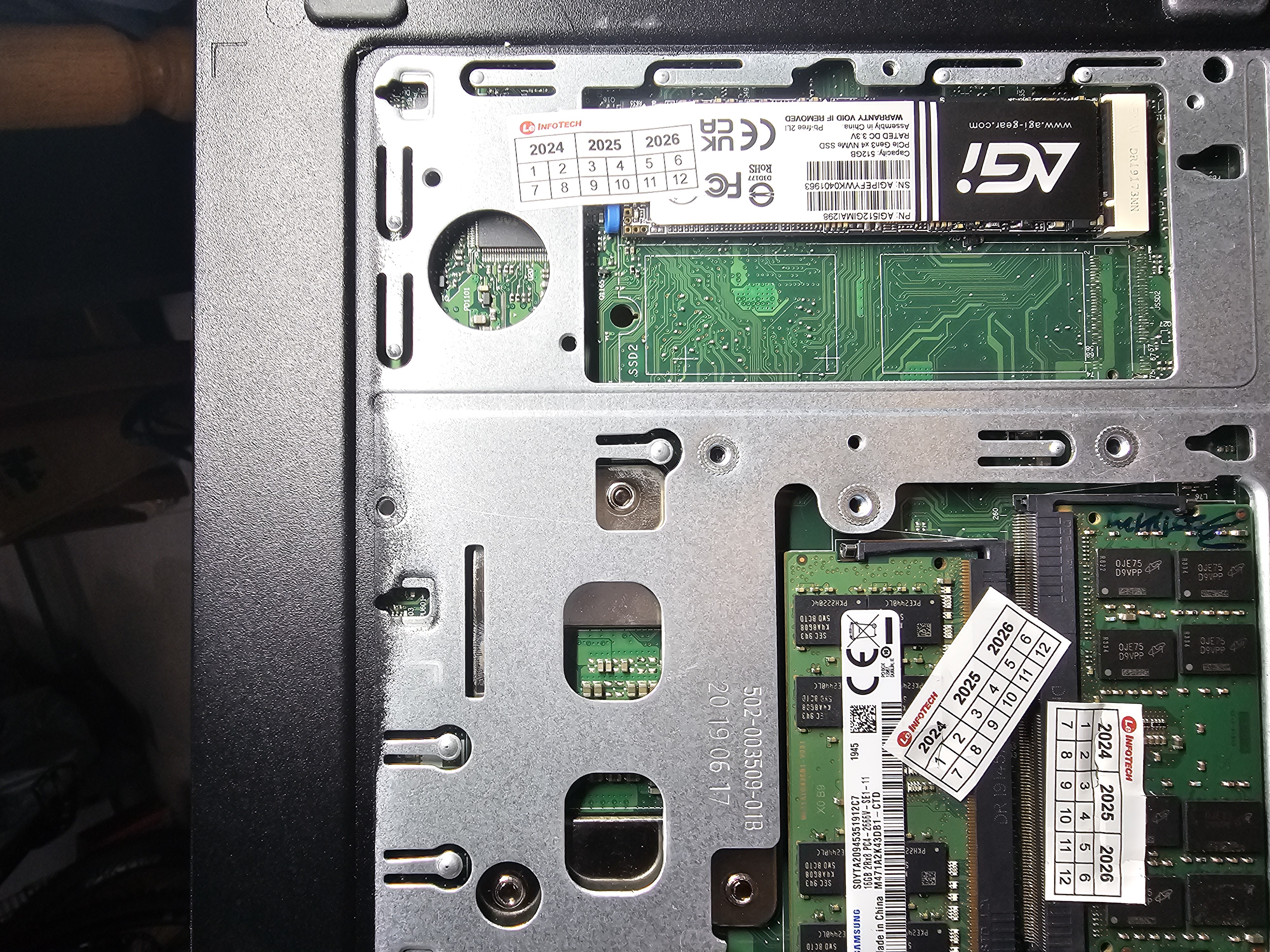 LENOVO ThinkCentre M720q Tiny Desktop 6-cores Intel 8th Gen i7/i5