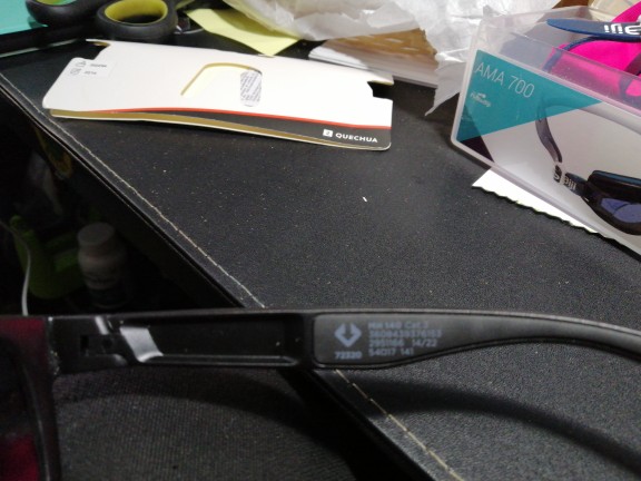 Decathlon Hiking/ Trekking Sunglasses (26g, 100% UV Protection) Spectacle  Spec Shade Cermin Mata Hitam Sukan UV Ray | Shopee Malaysia