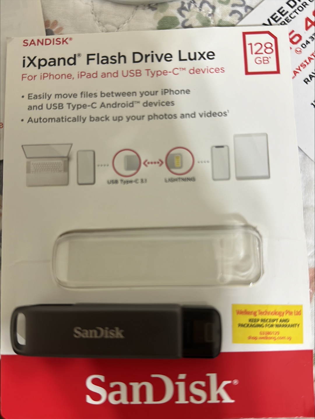 SanDisk Phone Drive in iPhone and USB Type-C Devices 64GB