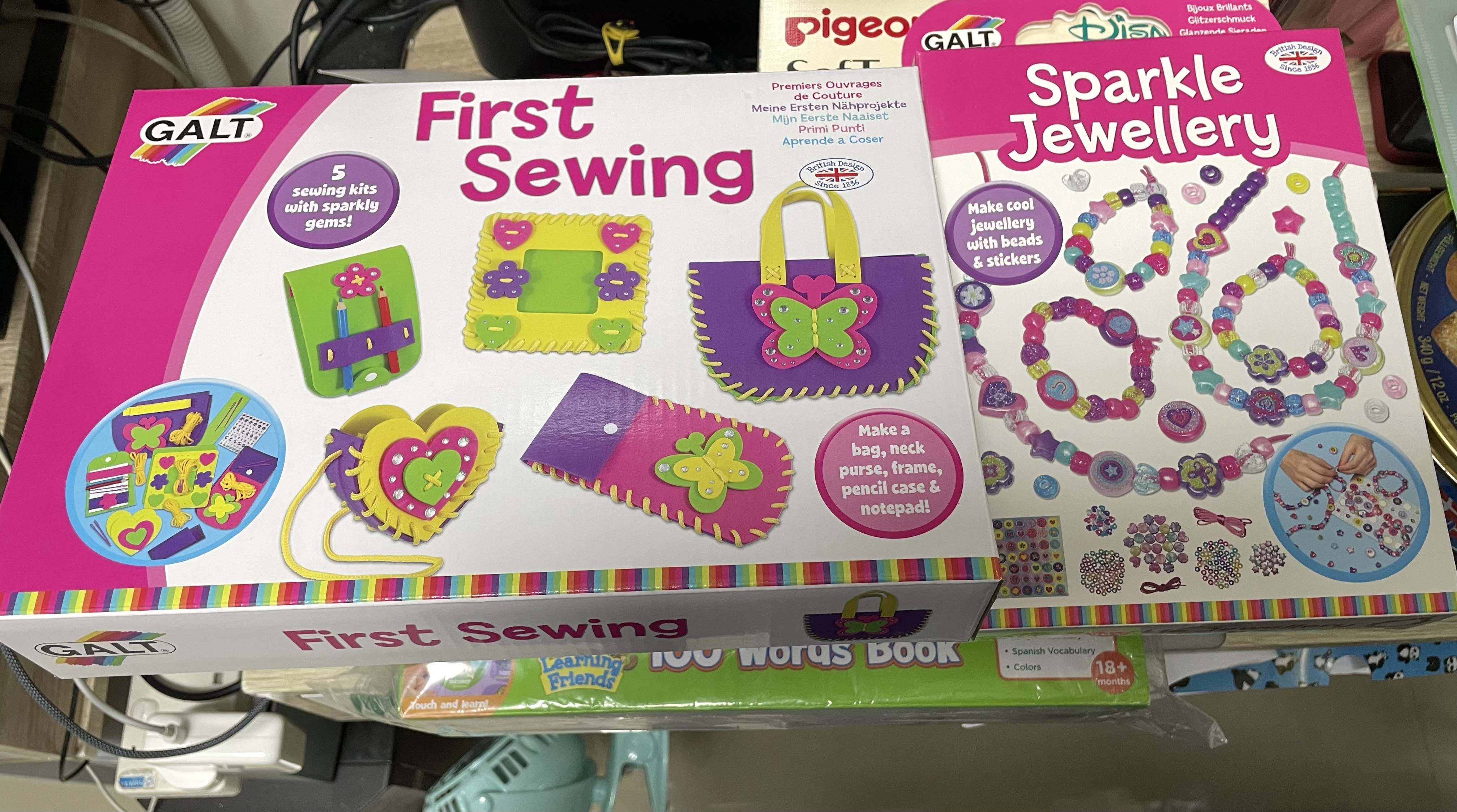 Infantino, Galt First Sewing