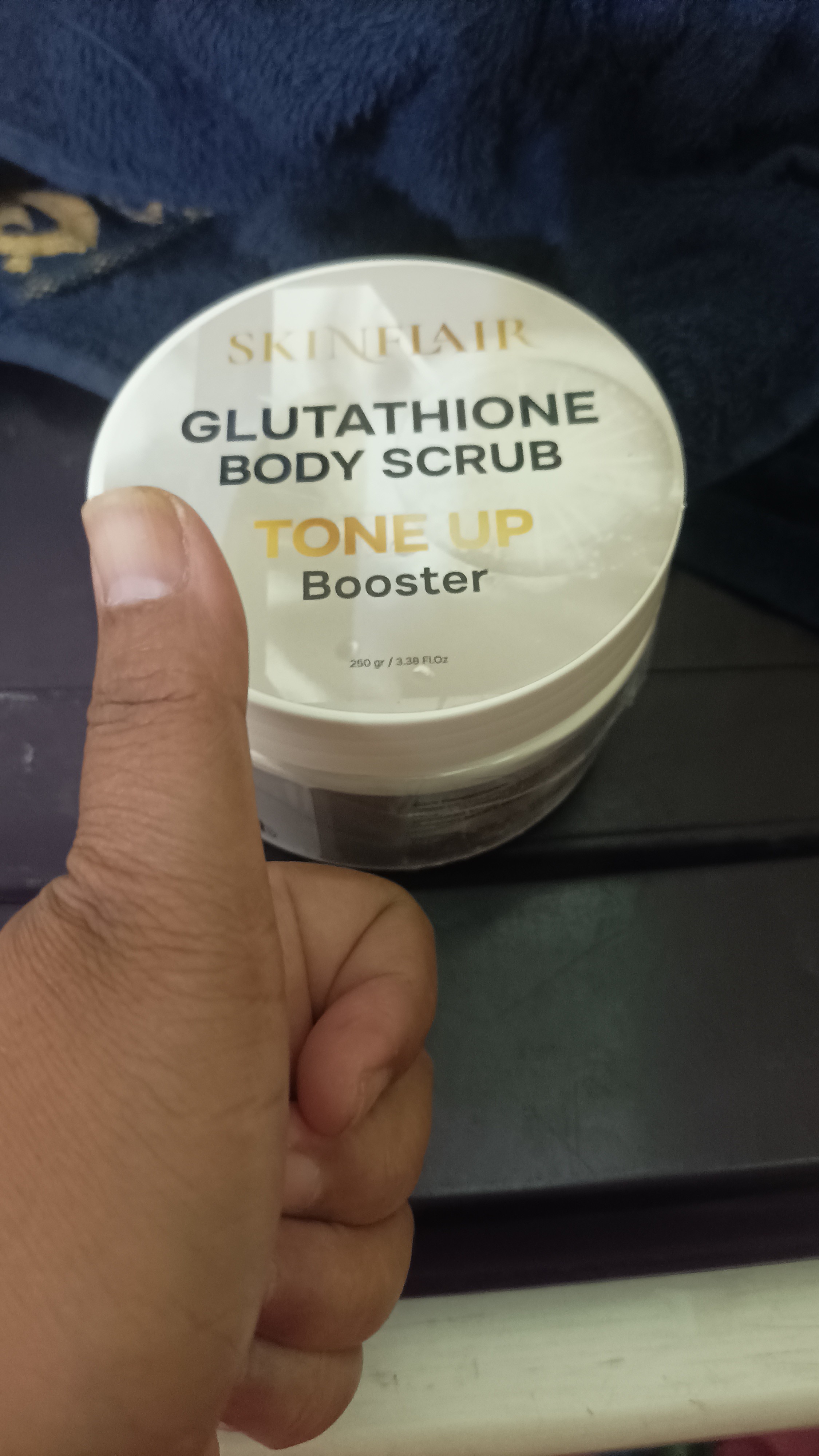 SKINFLAIR GLUTATHIONE BODY SCRUB TONE UP BOOSTER 250GR SCRUB BADAN PENGANGKAT DAKI EXFOLIATE LULUR BADAN BODY LOTION GLUTAWHITE BY SKINFLAIR Scrub Pencerah Kulit Glutathione - Lazada | Lazada Indonesia SKINFLAIR GLUTATHIONE BODY SCRUB TONE UP BOOSTER 250GR SCRUB BADAN PENGANGKAT DAKI EXFOLIATE LULUR BADAN BODY LOTION GLUTAWHITE BY SKINFLAIR Scrub Pencerah Kulit Glutathione - Lazada | Lazada Indonesia