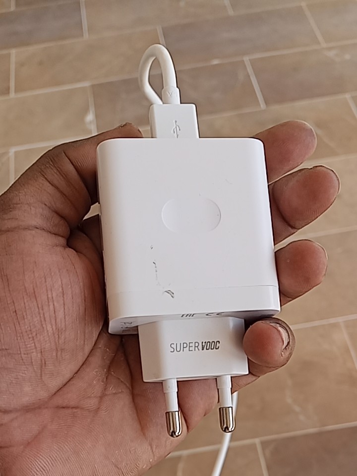 Caricatore Rapido SuperVOOC 45W Per OPPO A5 Pro, Reno14 F, Realme C71, C75, Narzo 70x E OnePlus – Adattatore Flash Charge