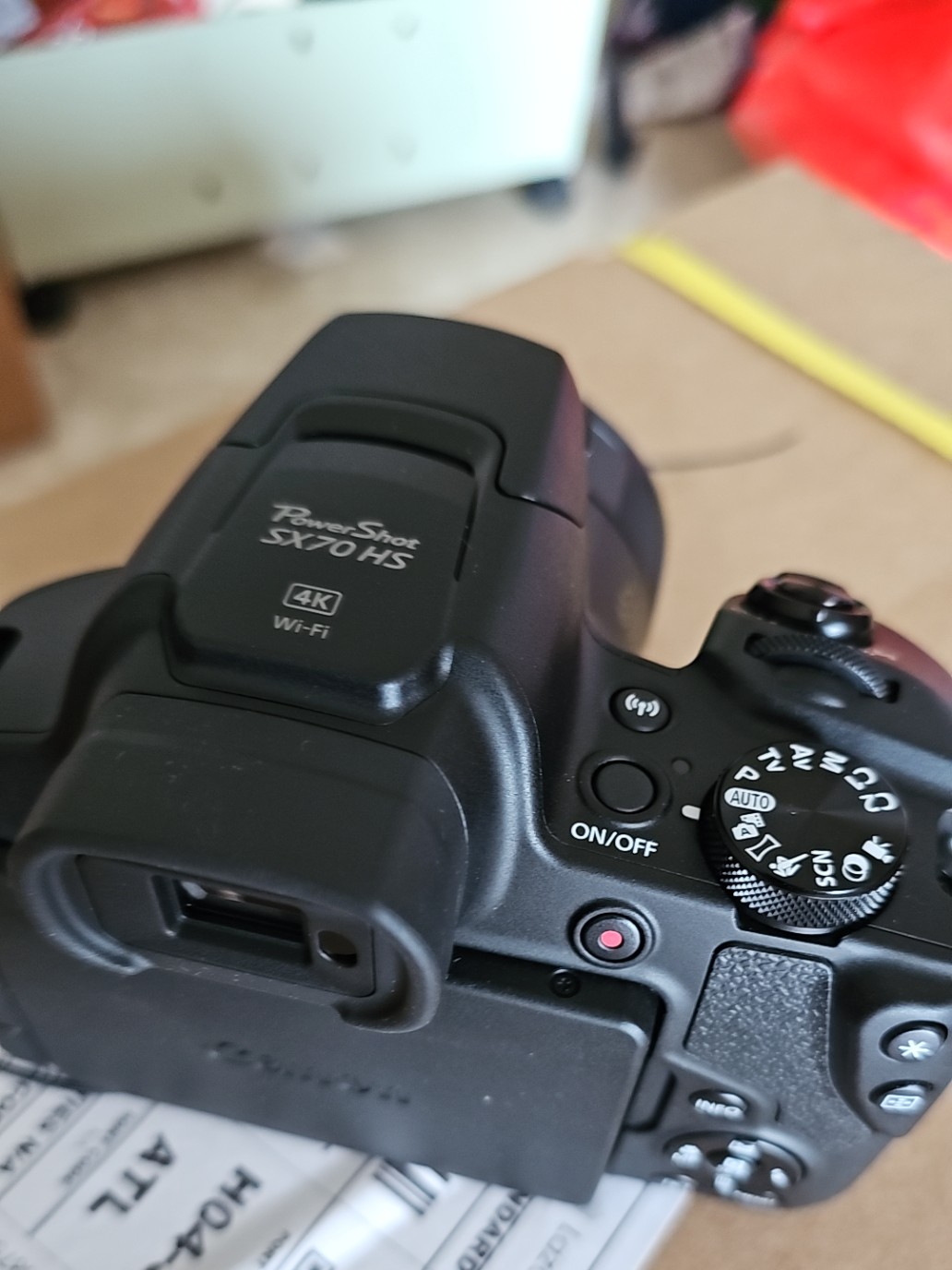 Canon PowerShot SX70 HS Digital Camera + 15 months local warranty