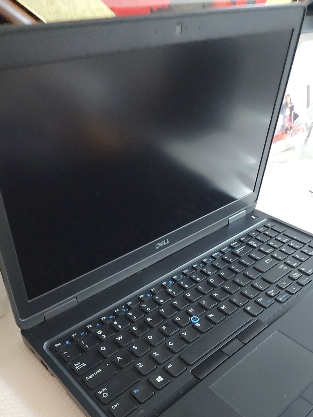 Dell Precision 3520 15.6