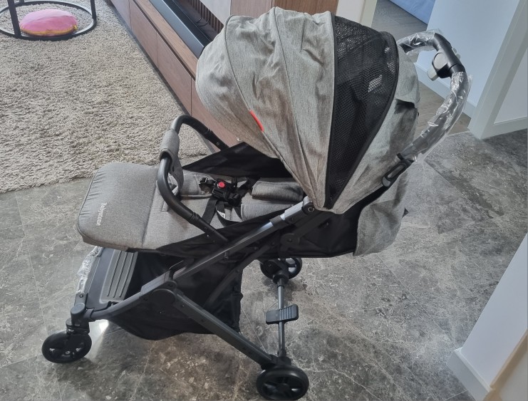 Cuggl walnut 2024 lightweight stroller