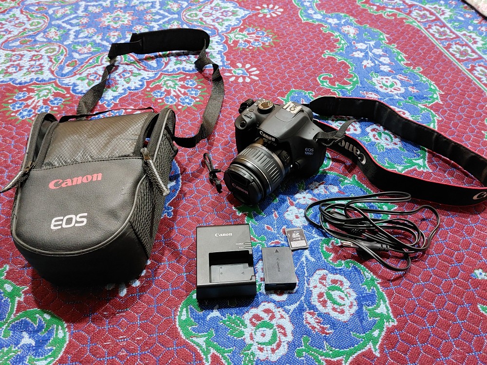 Canon 1200D DSLR Camera for HD Video Recording Photography