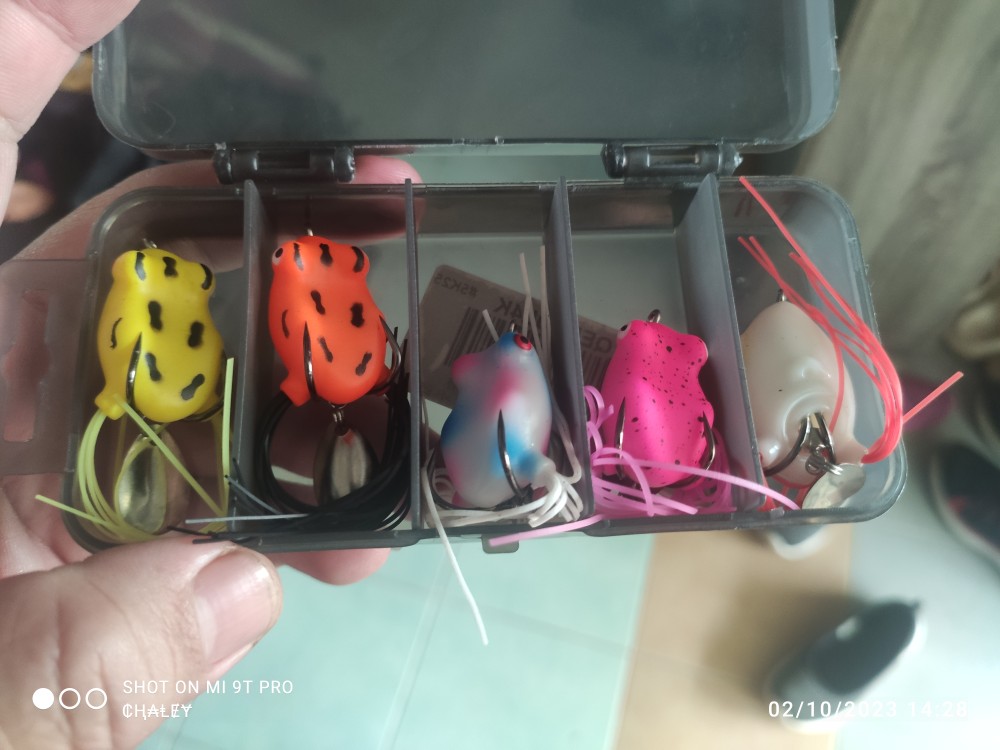 5pcs 3cm 4.2g Mini Soft Frog Fishing Lure Set With 2 Hook Fishing Tackle UK