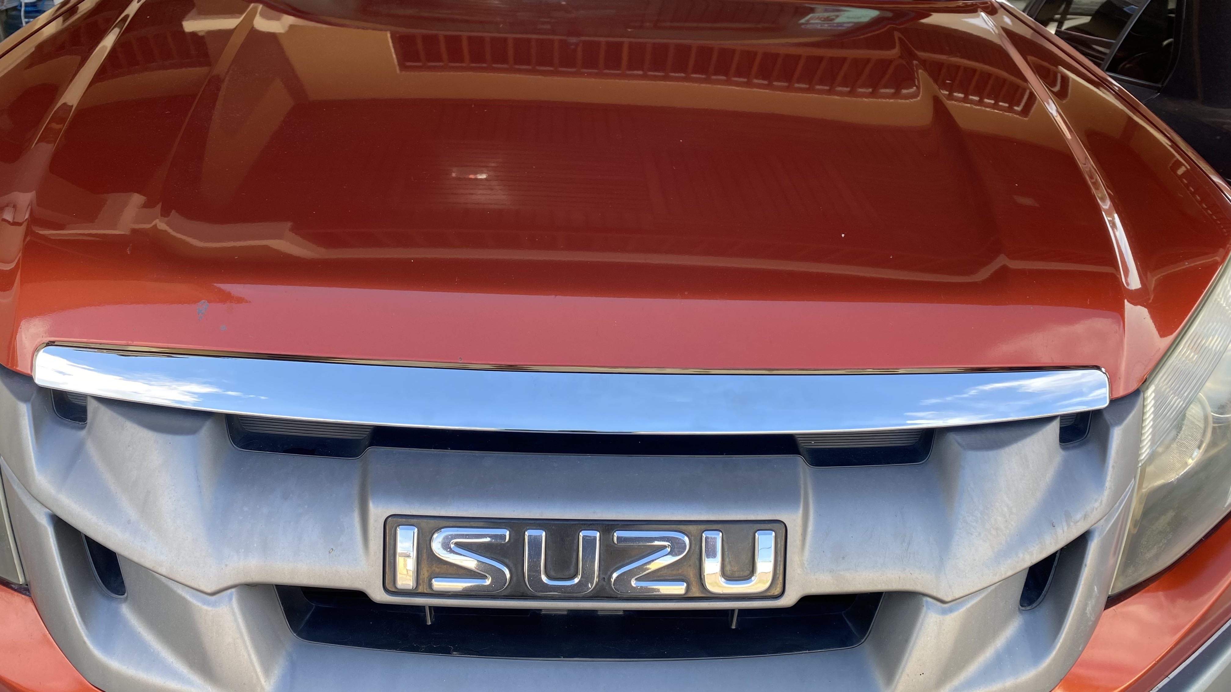 Isuzu Dmax Front Bonnet Bonet Chrome Moulding Crome Trim ABS Year