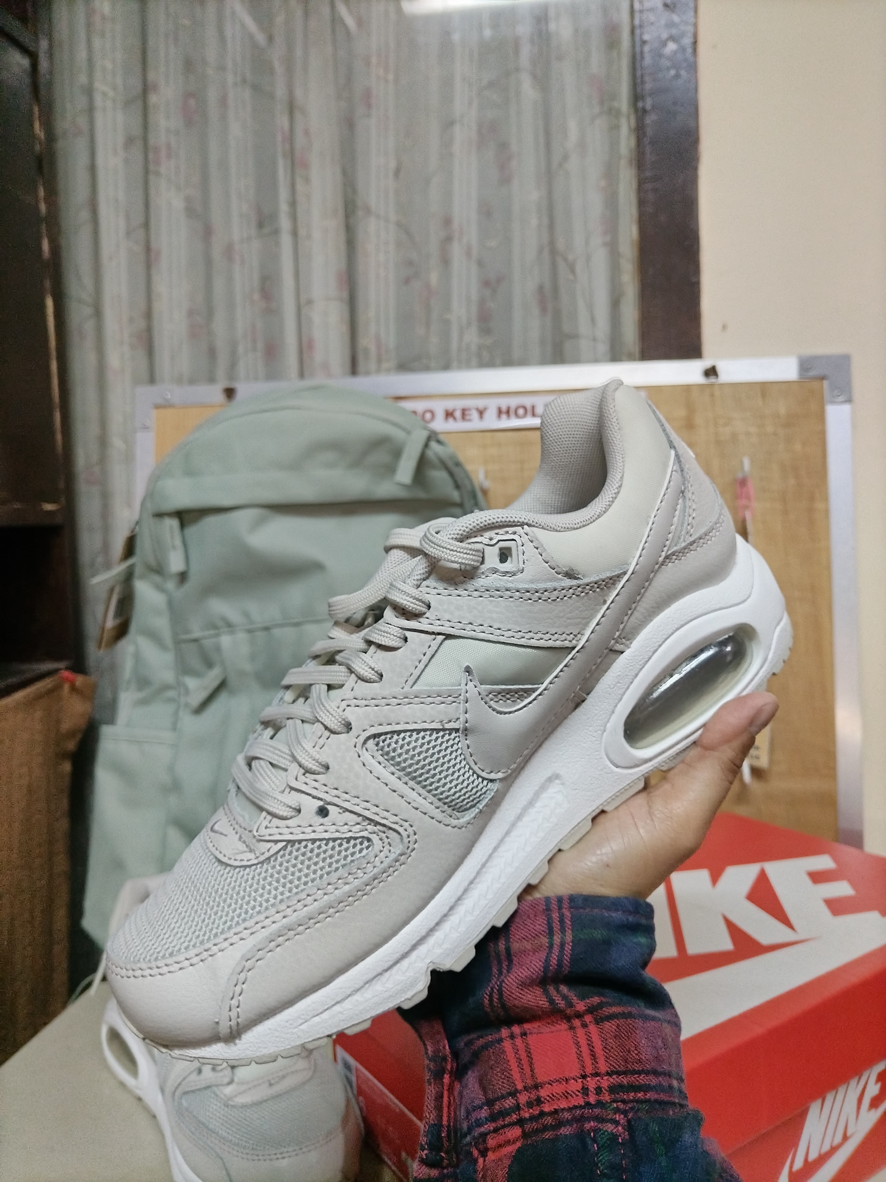 nike footwear womens nike air max command