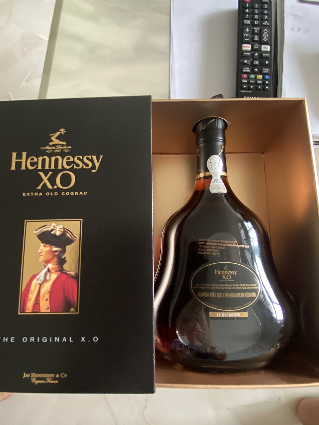 HENNESSY XO EXTRA OLD COGNAC 70CL (WITH BOX) **FREE DELIVERY