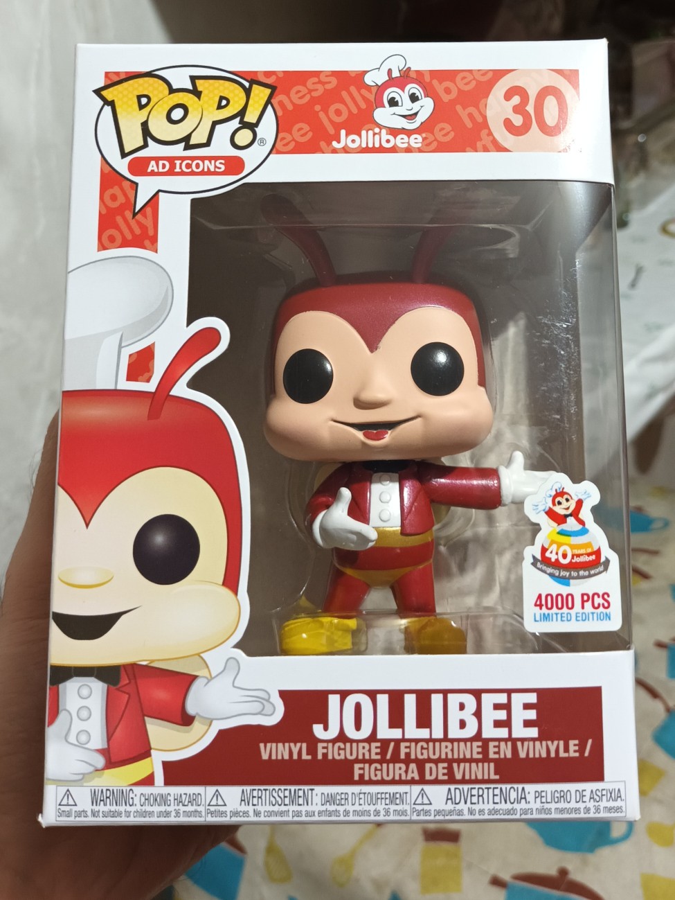 FUNKO POP AD ICONS JOLLIBEE #30 Metallic version New in Box LE 
