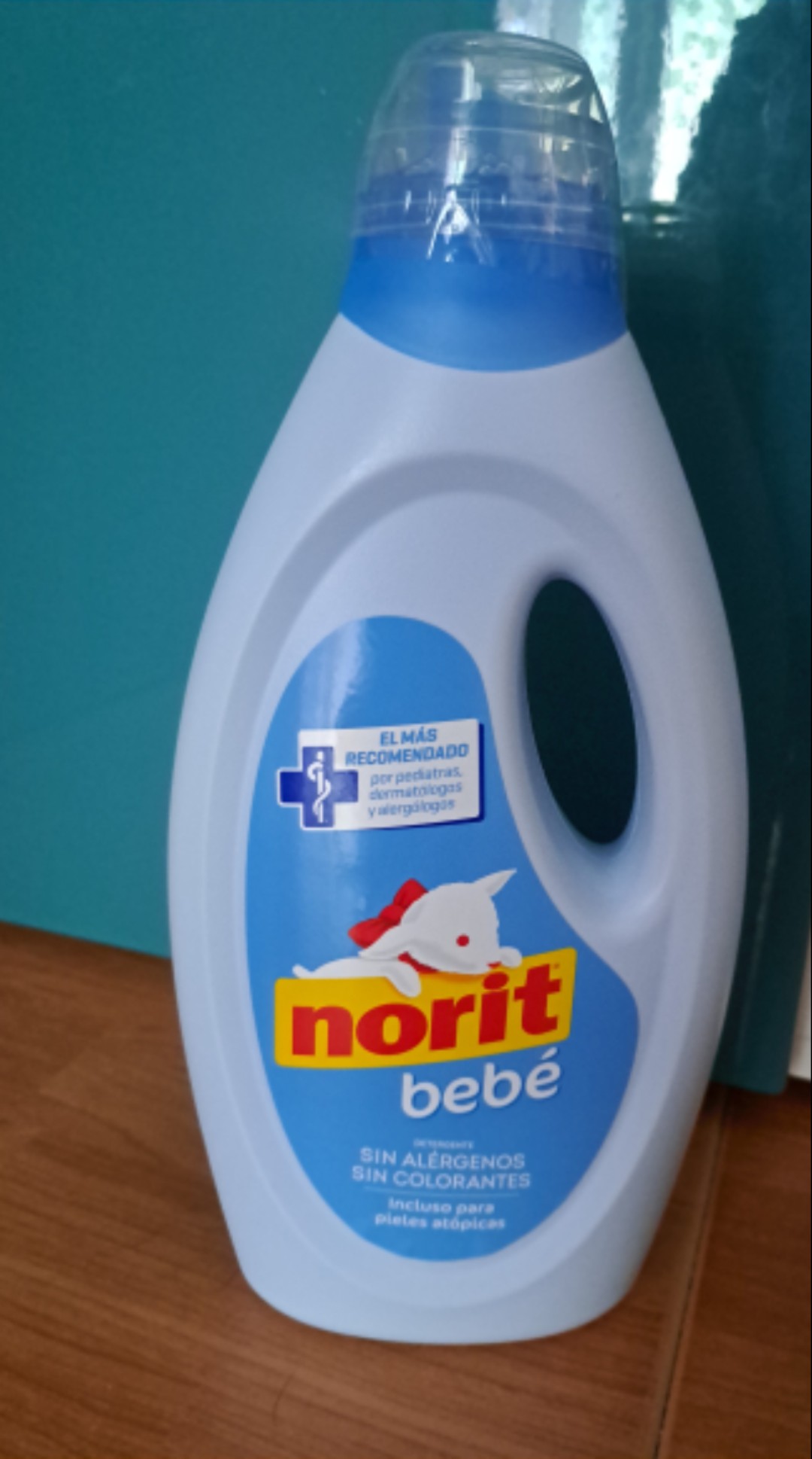 Norit Detergente Bebé Detergente líquido sin alérgenos para lavar la ropita  del bebé 32 lavados 1125 ml