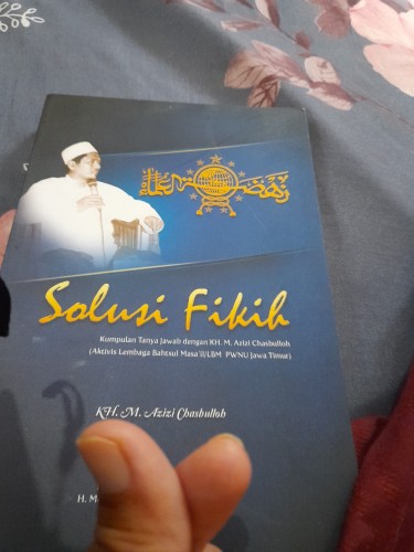 Onlayn tomosha qiling: Favvora bilan bolmish