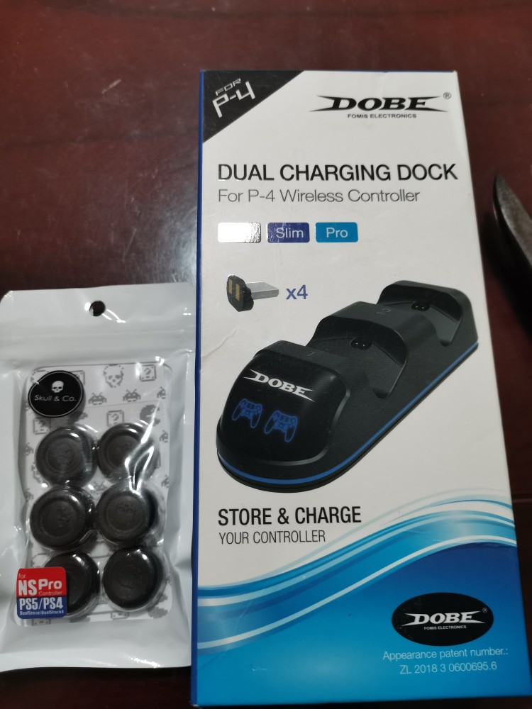 DOBE TP4-1781 Manette sans fil Dual Charging Dock LED Chargeur Chargeu
