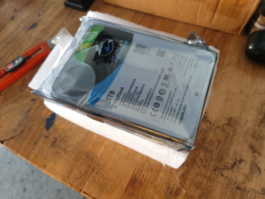 Seagate Skyhawk 8TB 3.5