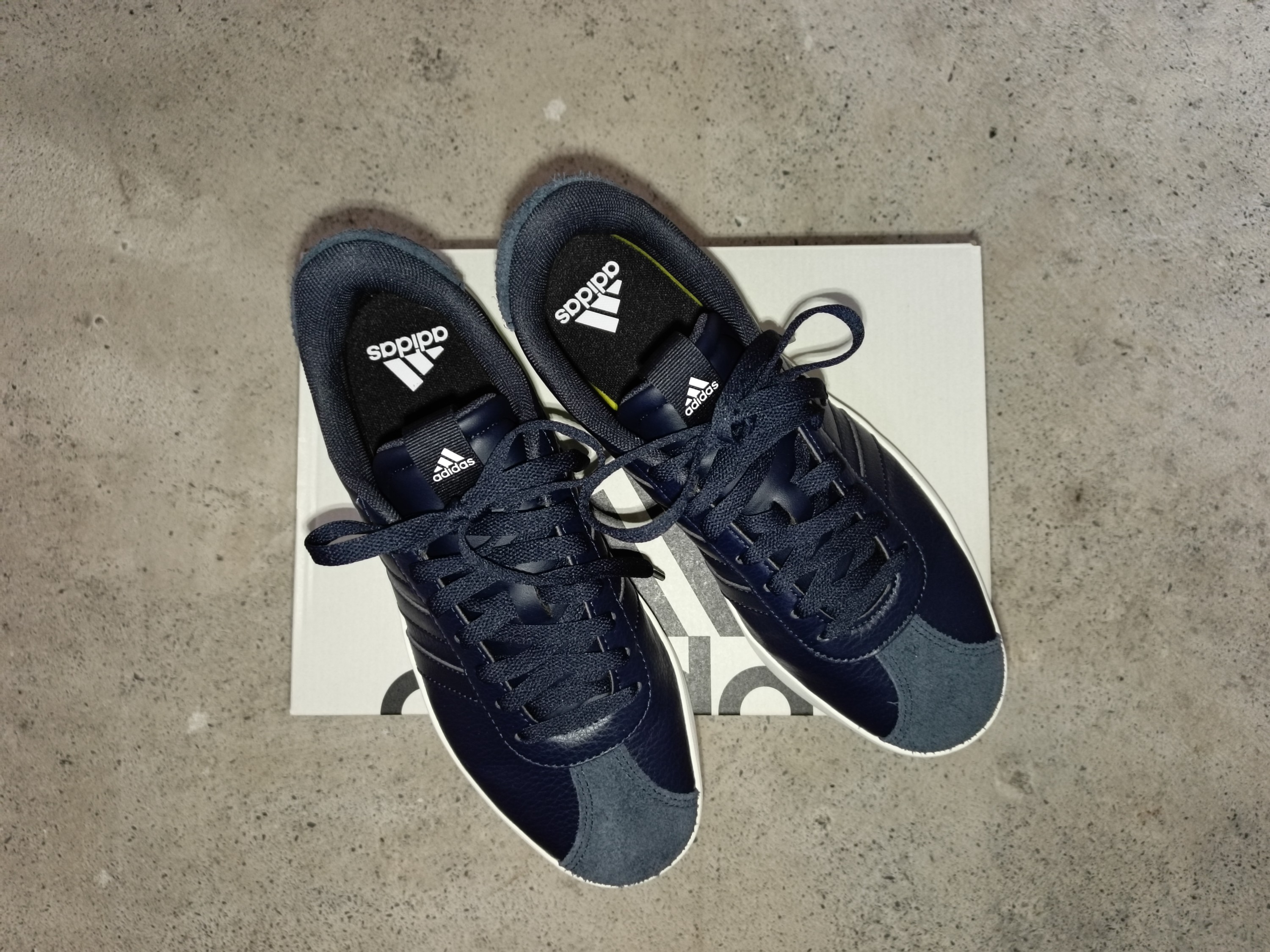 adidas Skateboarding & Lifestyle VL Court 3.0 Shoes Men Blue  display picture 1
