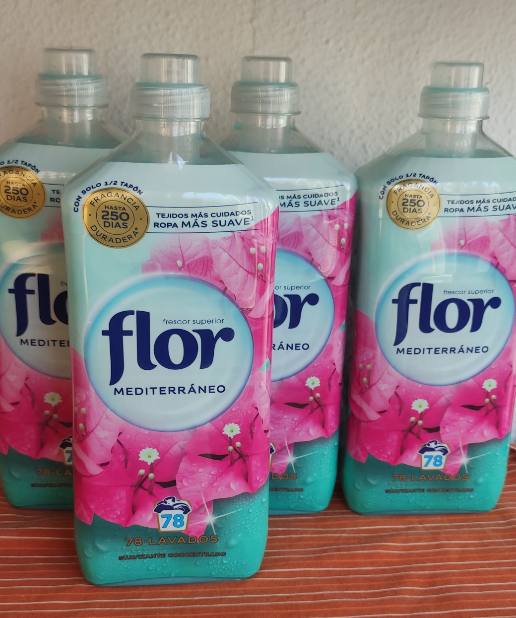 Oferta Flash! Suavizante concentrado Flor Delicado (624 lavados