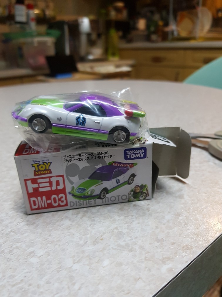 Takara Tomy Tomica Disney Motors Buzz Lightyear Popyuto Sox Car