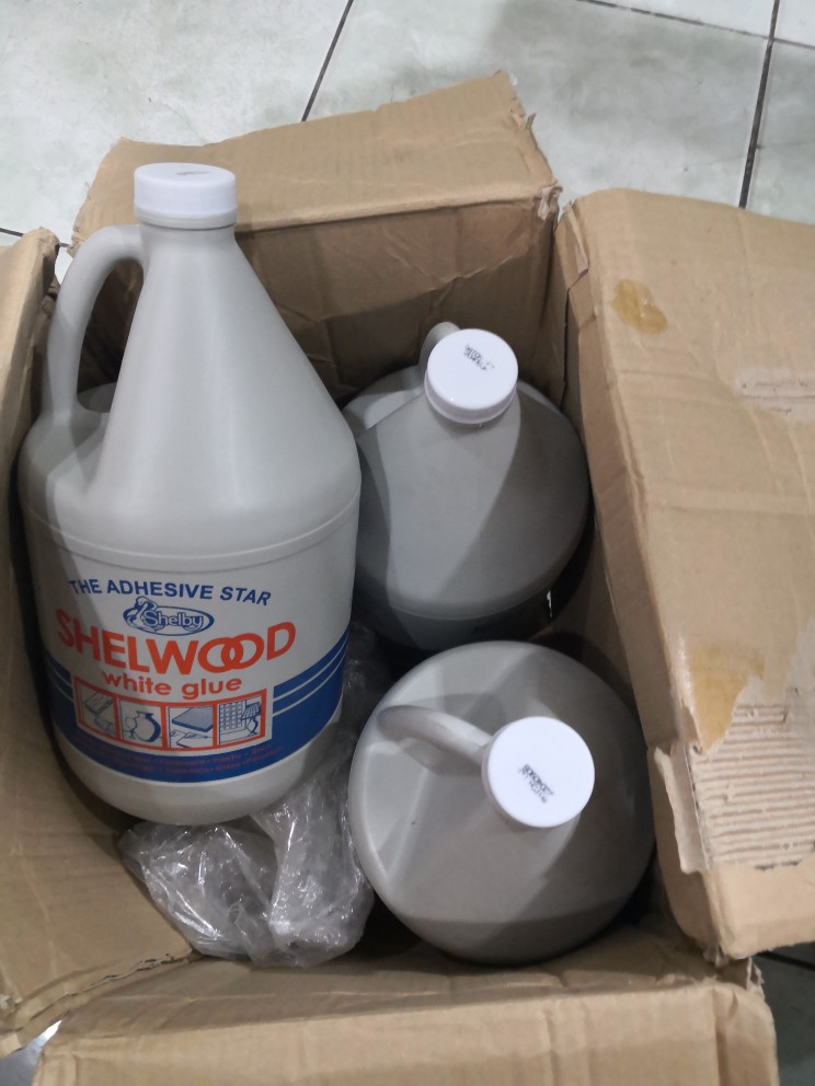 Shelby Shelwood White Wood Glue 1 Gallon 4Liters ( Limit Your Order 4 Gallon  Set Max)