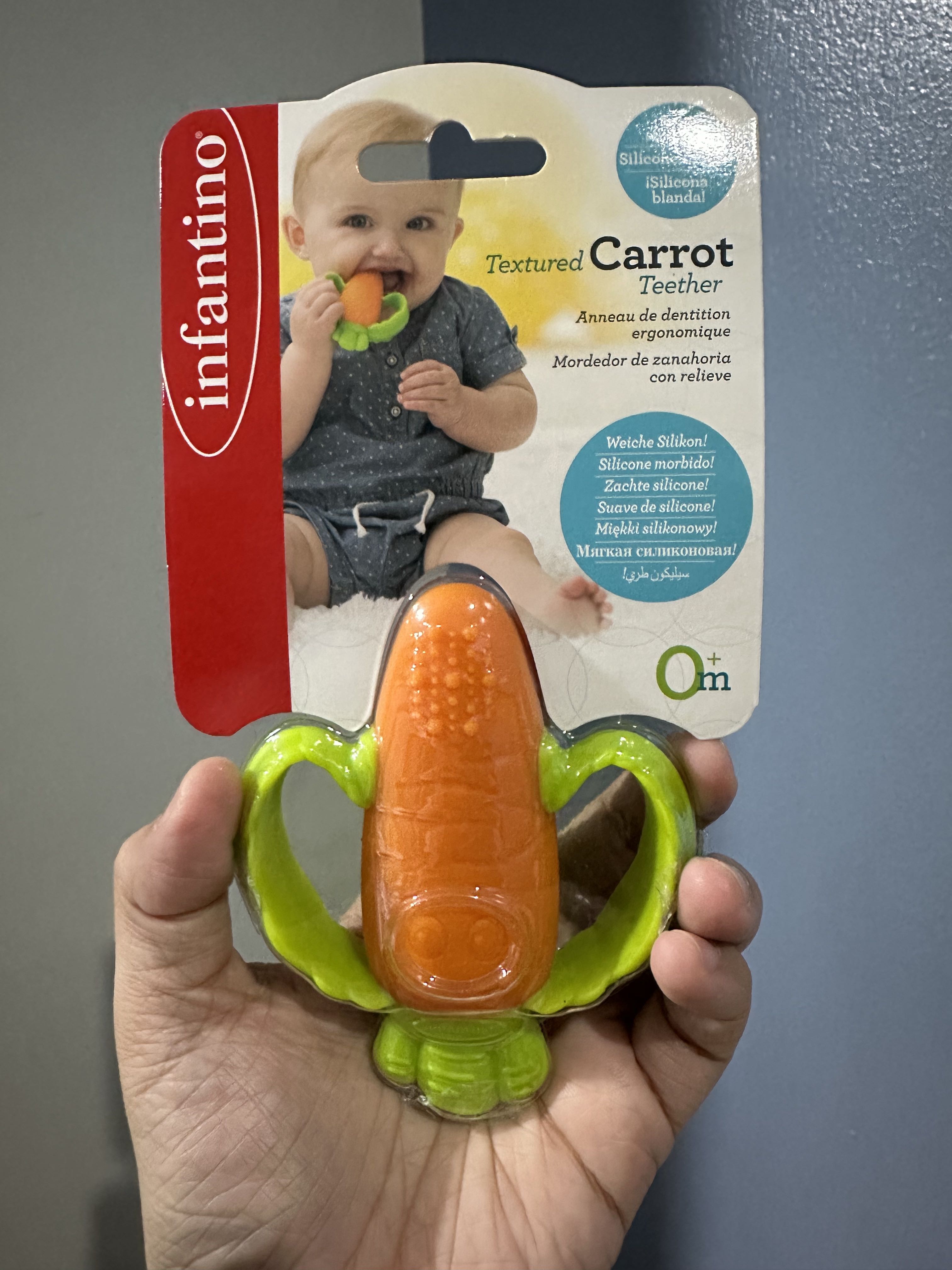 Infantino good bites store textured carrot teether