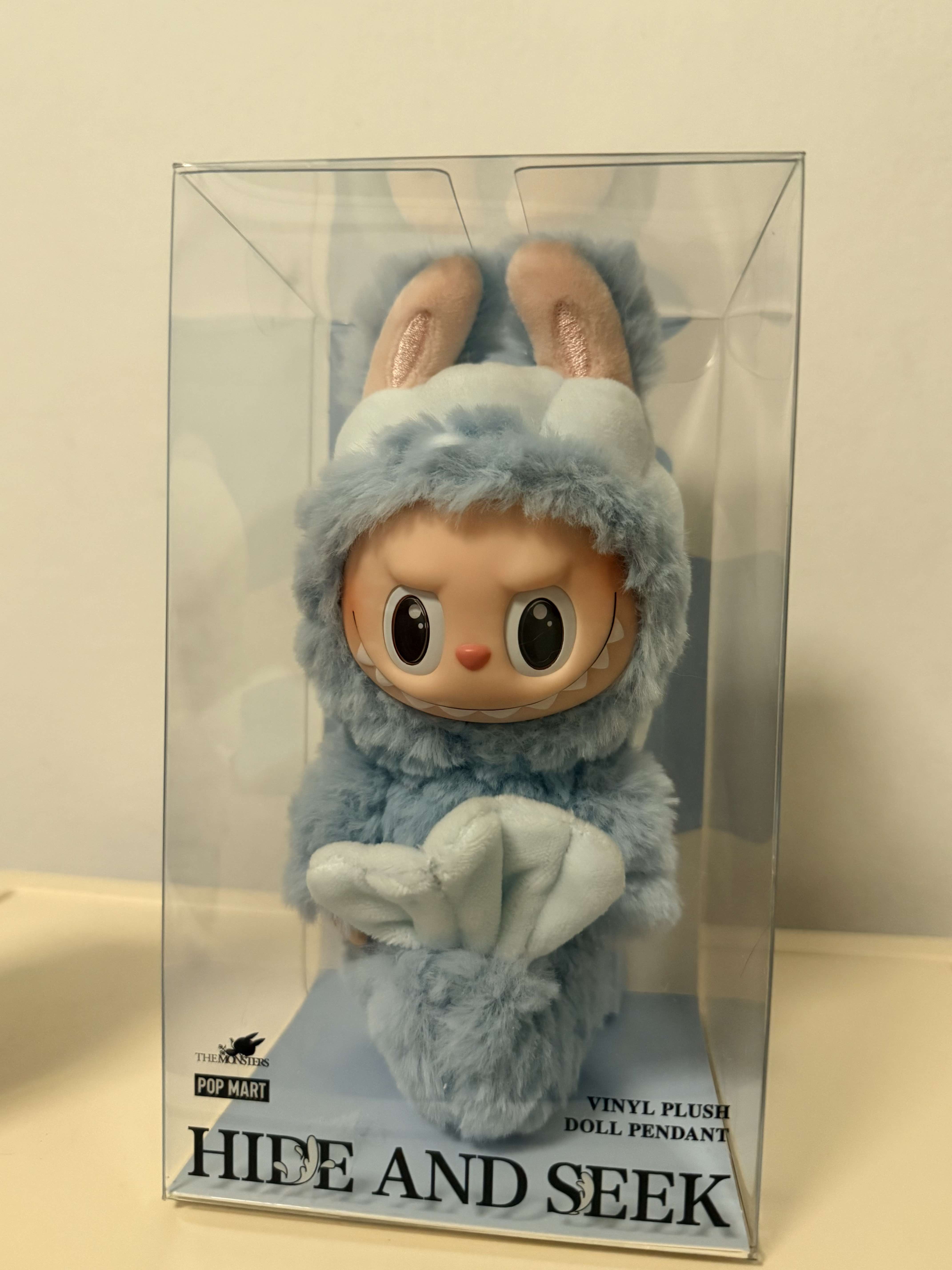 ぬいぐるみ POPMART HIDE AND SEEK LABUBU Pop Mart Labubu The Monsters Hide and Seek – Limited Edition