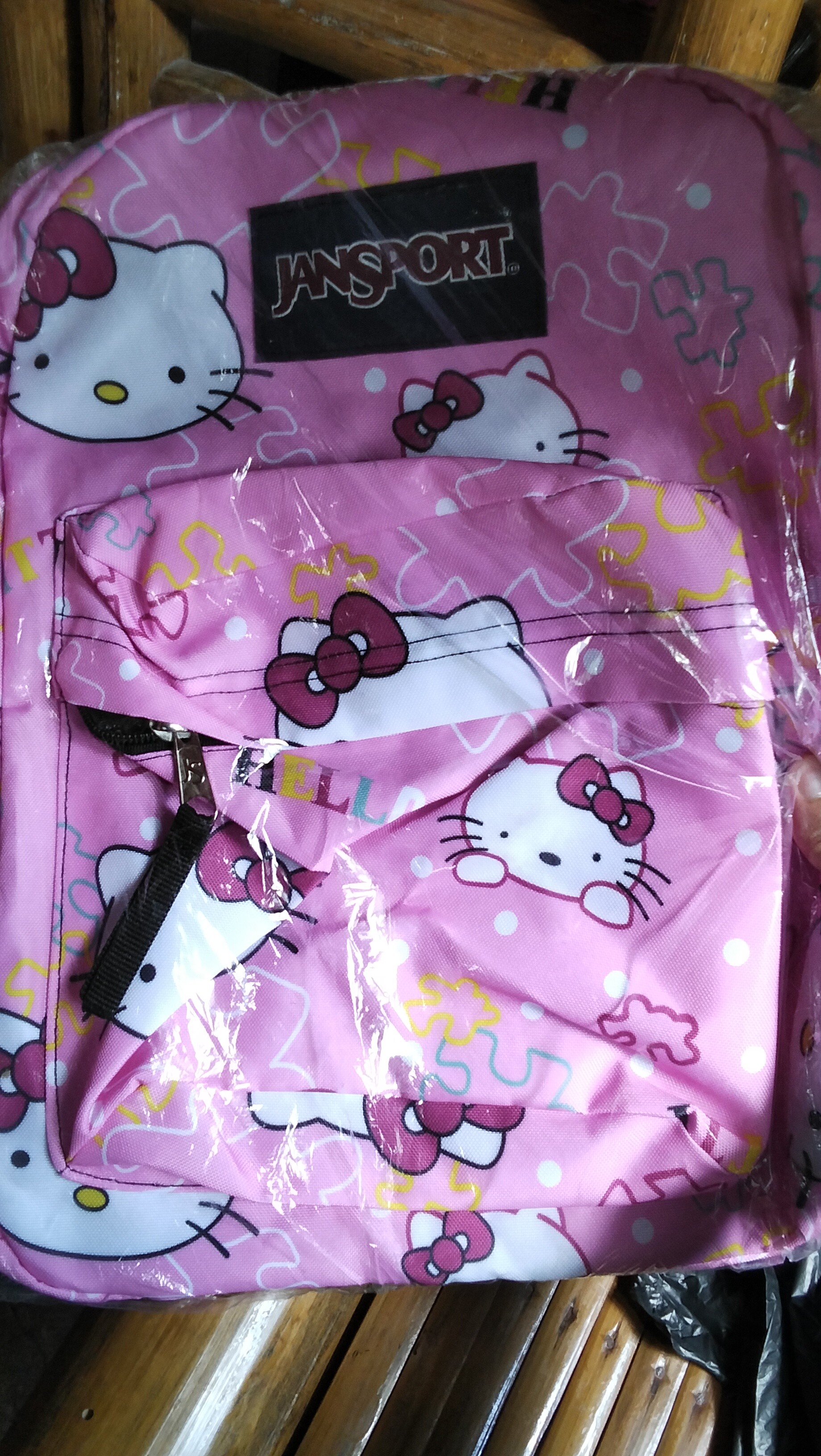 hello kitty jansport backpack philippines hello kitty pink jansport backpack