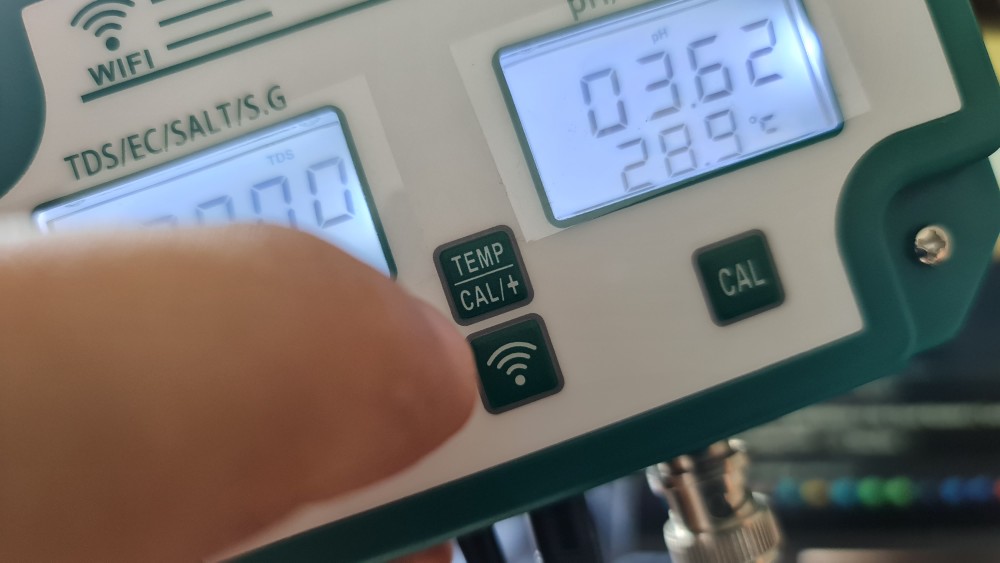 ADBEN 6 in 1 Water Quality Tester Tuya WiFi Multi-Parameter Water Quality  Monitor Digital PH/Total Dissolved Solids/EC/SG/Salt/Temp Meter for  Aquarium