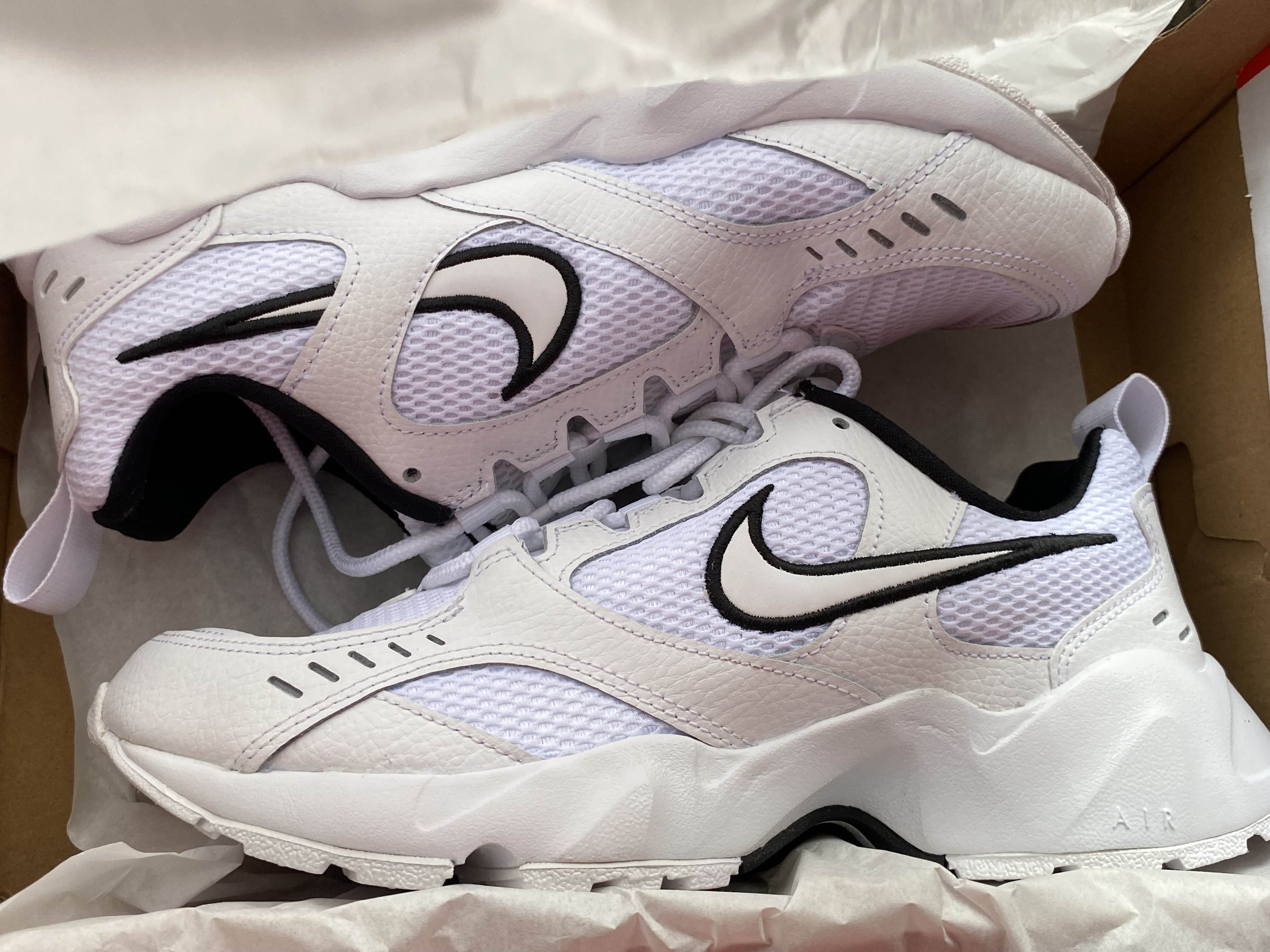 Nike Womens Air Heights Shoes White White Women'S Running Shoes